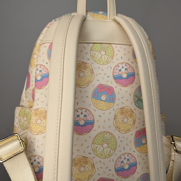 Loungefly Disney Princess Donuts Mini Backpack *Flaw* Ivory LUNCHBOX Disney Park main image 4